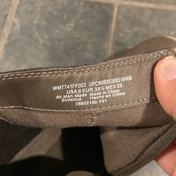 NWOT! Time and Tru size 8, faux brown leather lug sole boots! - Picture 3 of 5